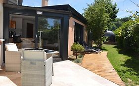 Charmant logis neuf équipé/Piscine/SPA/Sauna/Gym